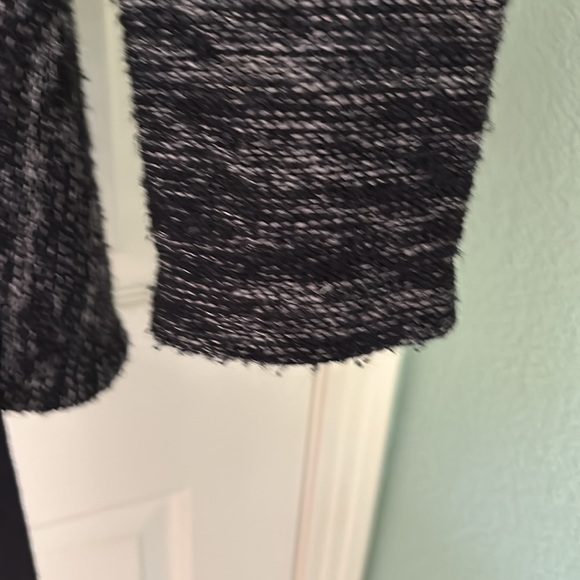 Classy Black/Grey Space-dyed knit sweater from Classiques Entier in size M - Picture 9 of 9